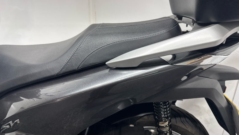 (23MY) Honda SH125i with Top Box